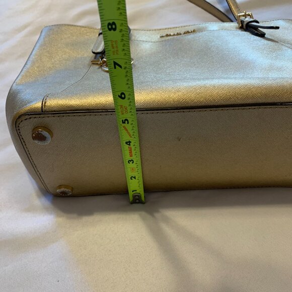 Michael Kors Large Gold Shoulder bag - Picture 5 of 15